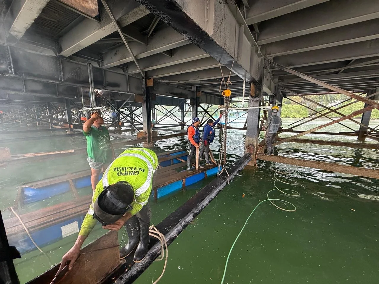 Refuerzo estructural del Muelle de Golfito